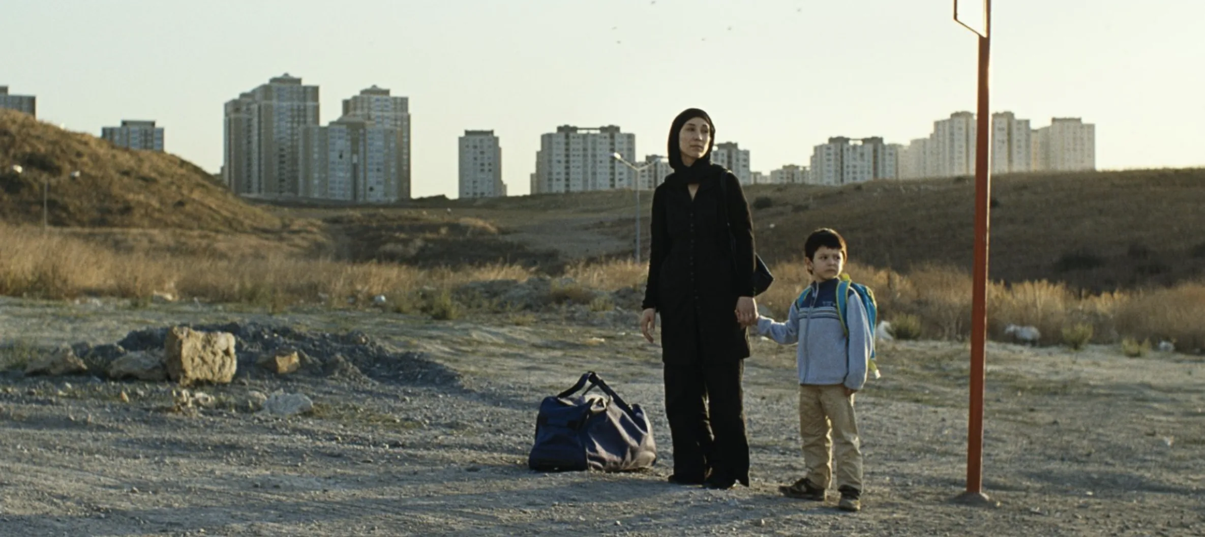 Film still: Die Fremde
